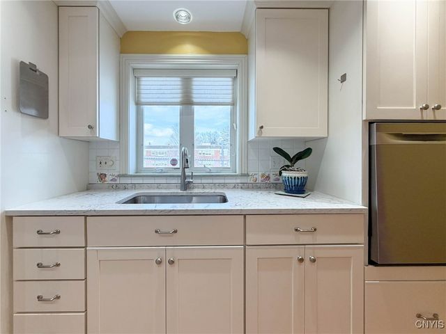 2642 Remington Road, Utica, NY 13501