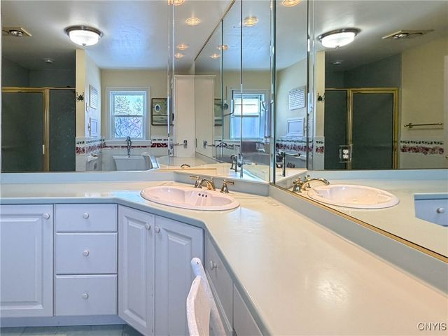 2642 Remington Road, Utica, NY 13501