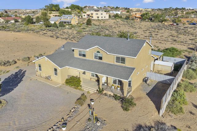 1531 Acapulco Road NE, Rio Rancho, NM 87144