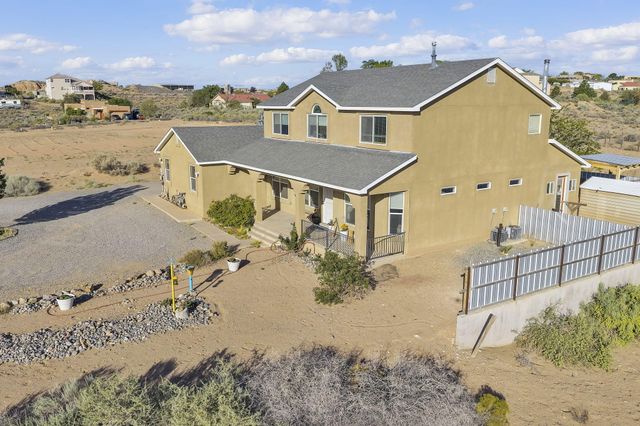 1531 Acapulco Road NE, Rio Rancho, NM 87144
