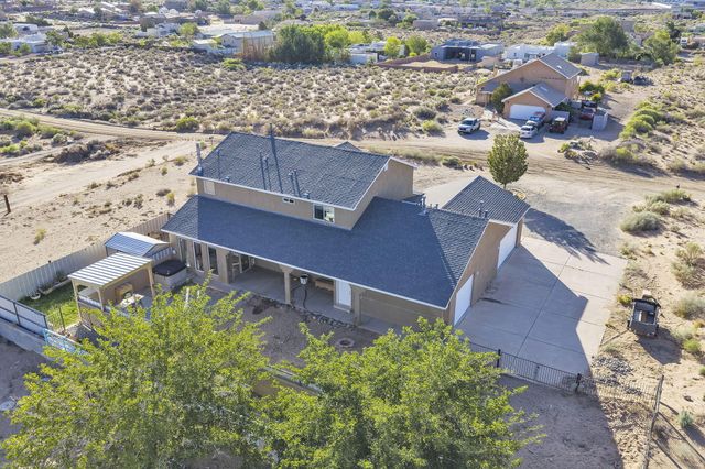 1531 Acapulco Road NE, Rio Rancho, NM 87144