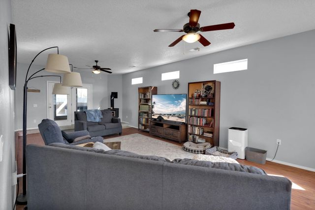 1531 Acapulco Road NE, Rio Rancho, NM 87144