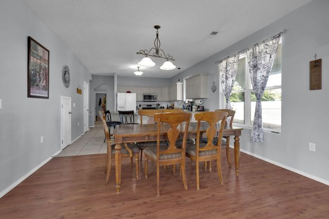 1531 Acapulco Road NE, Rio Rancho, NM 87144