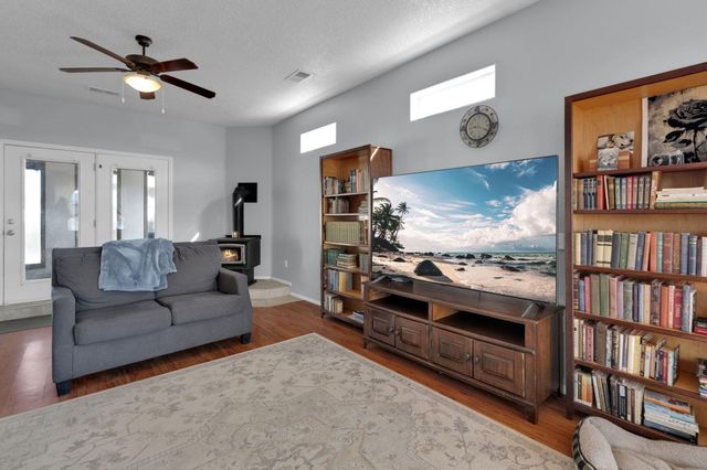 1531 Acapulco Road NE, Rio Rancho, NM 87144