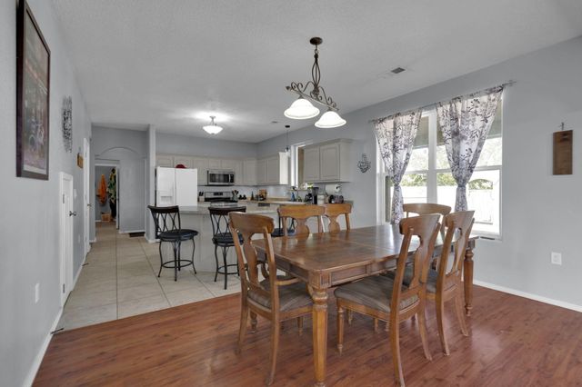 1531 Acapulco Road NE, Rio Rancho, NM 87144