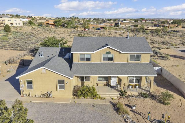 1531 Acapulco Road NE, Rio Rancho, NM 87144