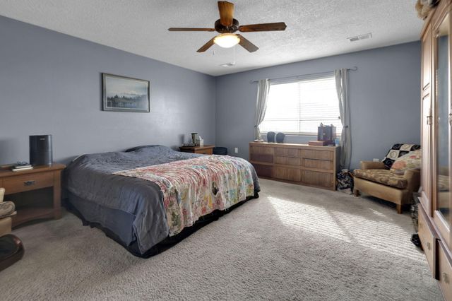1531 Acapulco Road NE, Rio Rancho, NM 87144