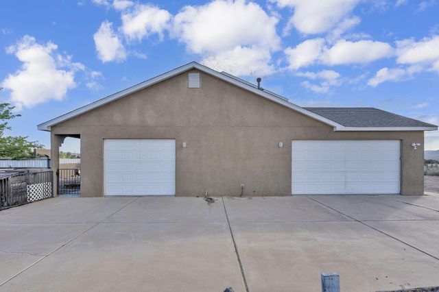 1531 Acapulco Road NE, Rio Rancho, NM 87144