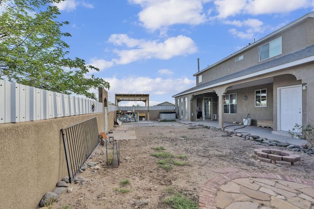 1531 Acapulco Road NE, Rio Rancho, NM 87144