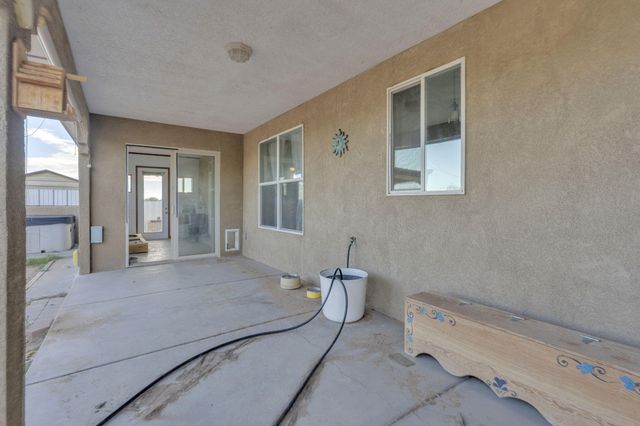 1531 Acapulco Road NE, Rio Rancho, NM 87144