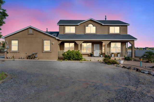 1531 Acapulco Road NE, Rio Rancho, NM 87144