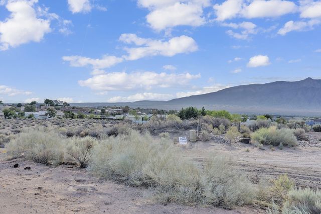 1531 Acapulco Road NE, Rio Rancho, NM 87144