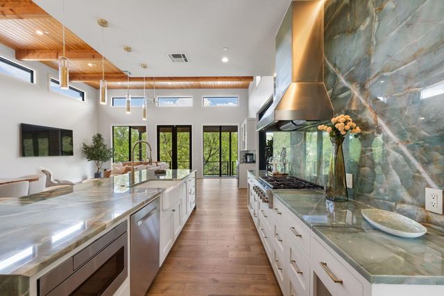 5605 CREEK MOUNTAIN, Austin, TX 78731