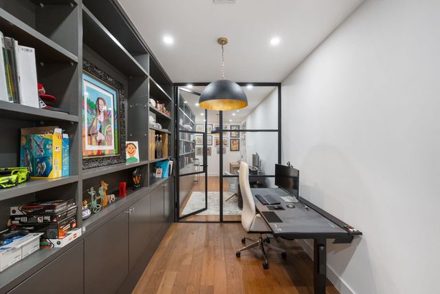 5605 CREEK MOUNTAIN, Austin, TX 78731