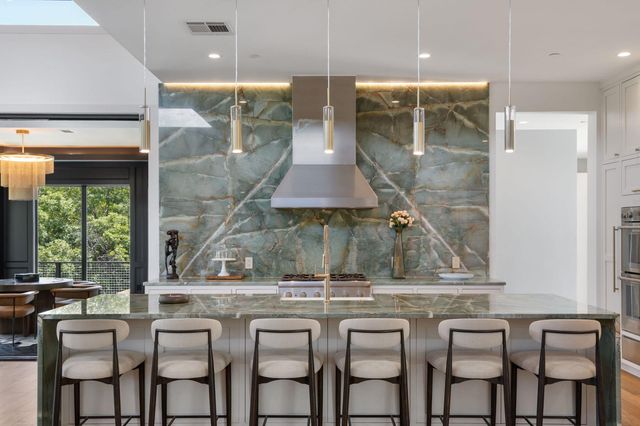 5605 CREEK MOUNTAIN, Austin, TX 78731