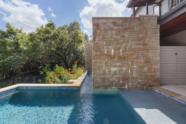 5605 CREEK MOUNTAIN, Austin, TX 78731