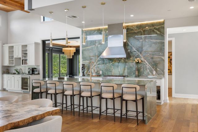 5605 CREEK MOUNTAIN, Austin, TX 78731