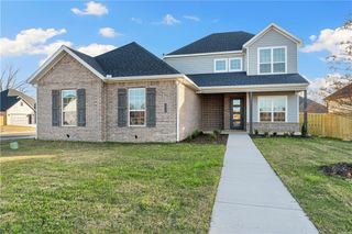 1915 Bugg Street, Pea Ridge, AR 72751