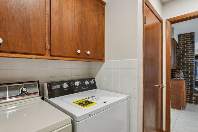 5981 T12 Highway N, Newton, IA 50208