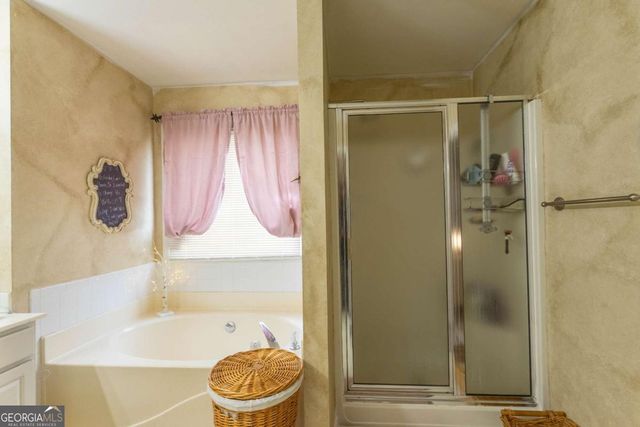 1722 Laurel Song Trail, Dacula, GA 30019