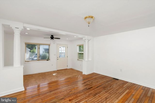 44 HUTCHINS AVE, Hamilton, NJ 08610