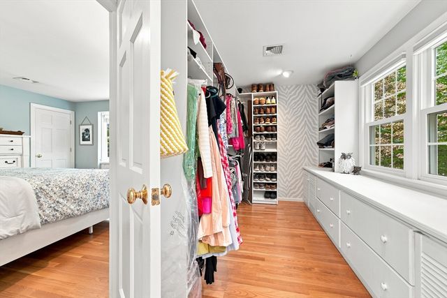 26 Concord Rd, Acton, MA 01720