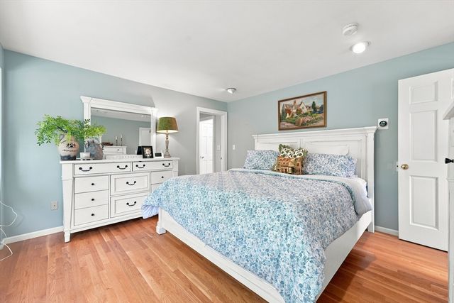 26 Concord Rd, Acton, MA 01720