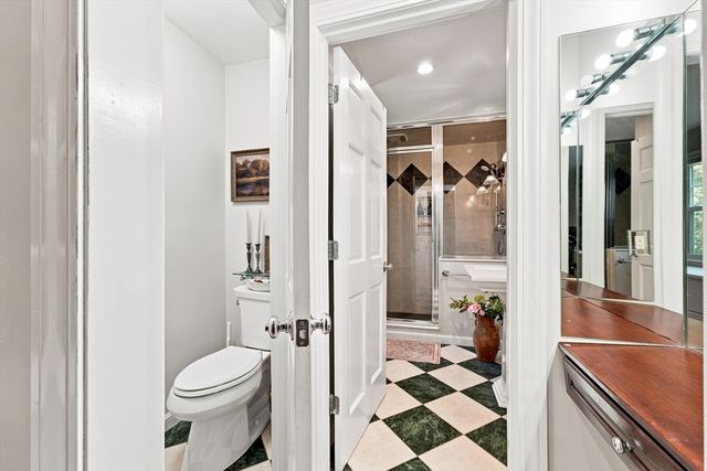 26 Concord Rd, Acton, MA 01720