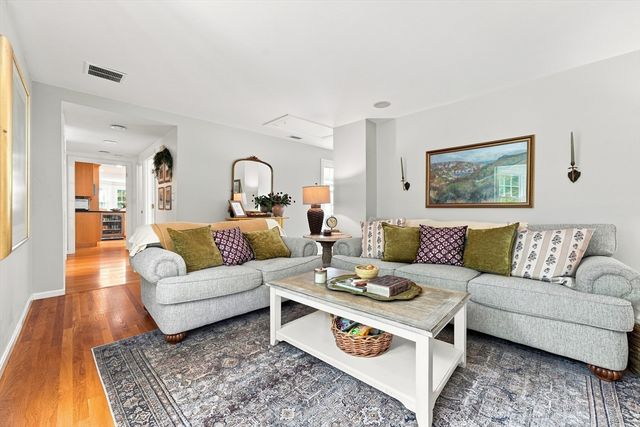 26 Concord Rd, Acton, MA 01720