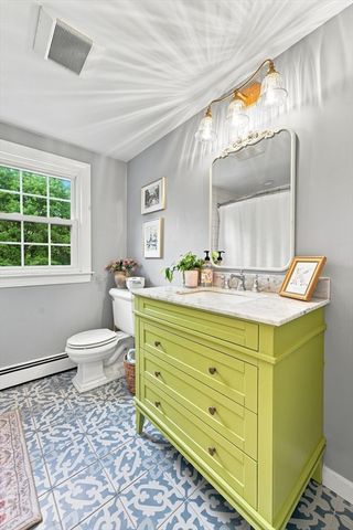 26 Concord Rd, Acton, MA 01720