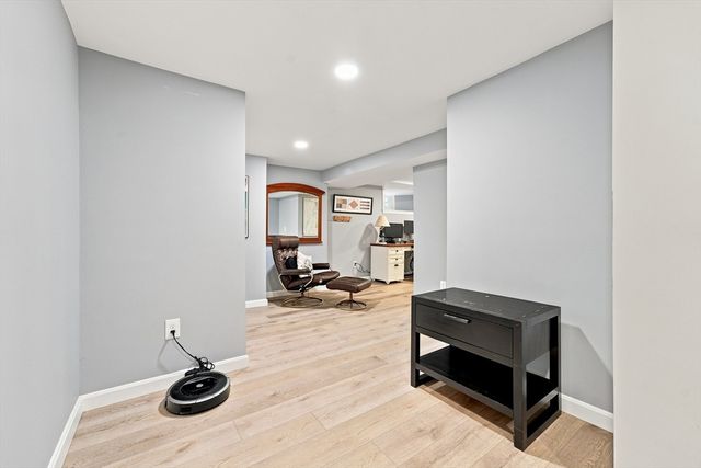 26 Concord Rd, Acton, MA 01720