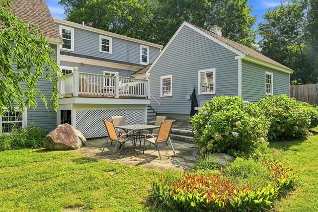 26 Concord Rd, Acton, MA 01720
