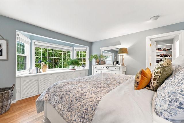 26 Concord Rd, Acton, MA 01720