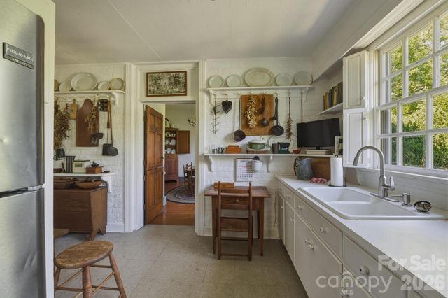 4157 Calico Road, Lenoir, NC 28645