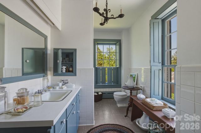 4157 Calico Road, Lenoir, NC 28645
