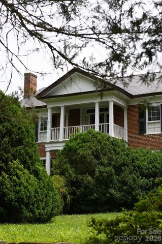 4157 Calico Road, Lenoir, NC 28645