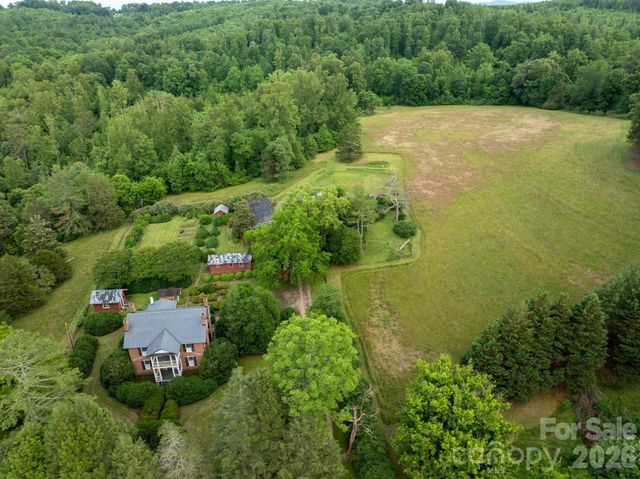 4157 Calico Road, Lenoir, NC 28645