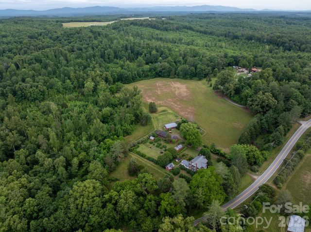 4157 Calico Road, Lenoir, NC 28645