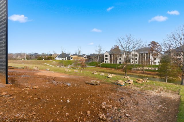 6032 S Clay Avenue, Springfield, MO 65810