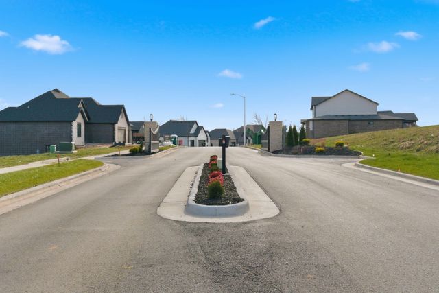 6032 S Clay Avenue, Springfield, MO 65810