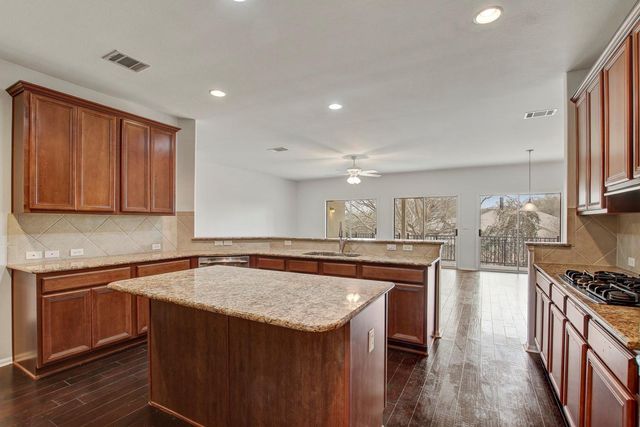 213 Mustang Island TRL, Georgetown, TX 78633