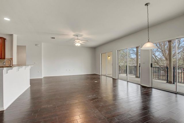 213 Mustang Island TRL, Georgetown, TX 78633