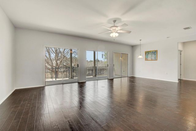 213 Mustang Island TRL, Georgetown, TX 78633