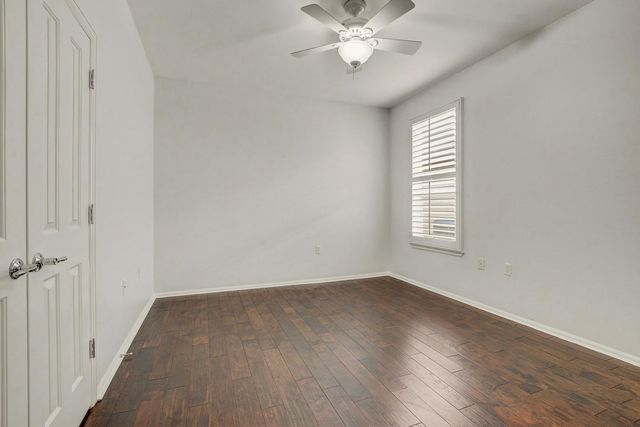 213 Mustang Island TRL, Georgetown, TX 78633