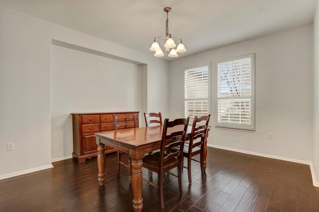 213 Mustang Island TRL, Georgetown, TX 78633