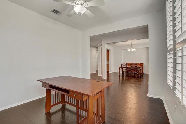 213 Mustang Island TRL, Georgetown, TX 78633