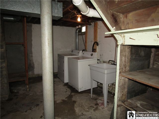 22 Hess Street, Jamestown, NY 14701