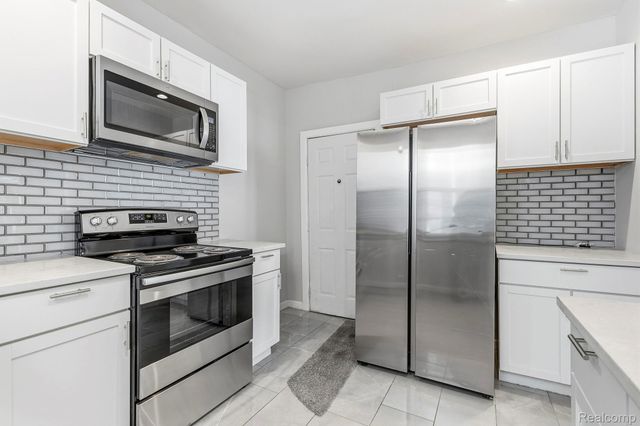 53 Cortland Street, Highland Park, MI 48203