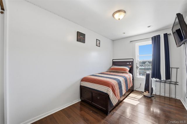 2064 Cicero Avenue, Bronx, NY 10473
