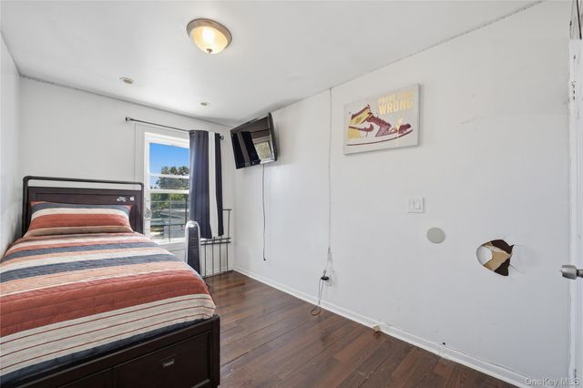 2064 Cicero Avenue, Bronx, NY 10473